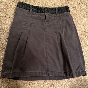 Gray Converse Skirt With Back Pockets Womens Size 4